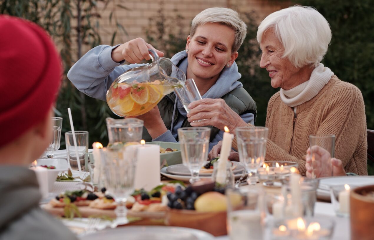 Perceiving happiness and changing personal goals throughout life