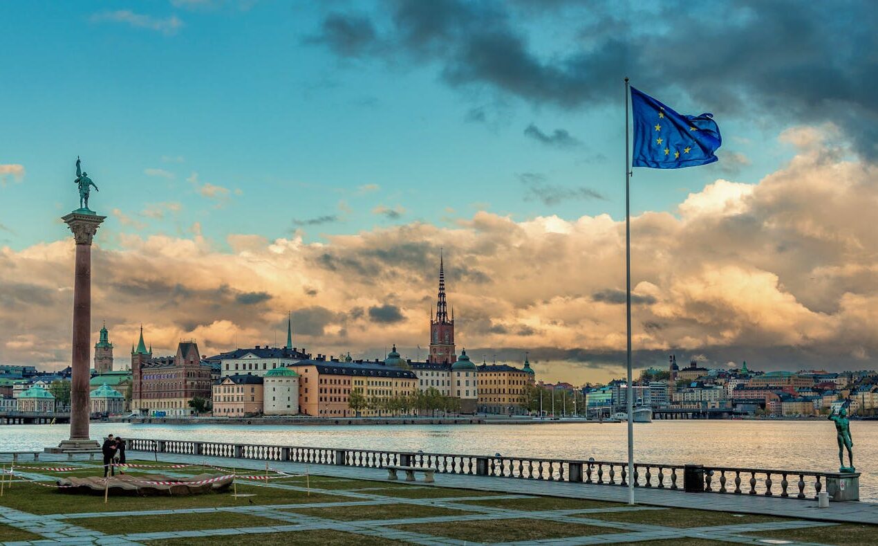 Exploring the European Model of Governance: A Short Overview